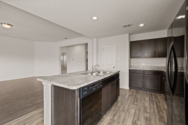 6301 Seagull Lane, Fort Worth, TX 76179