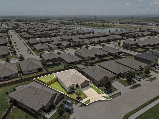 6301 Seagull Lane, Fort Worth, TX 76179