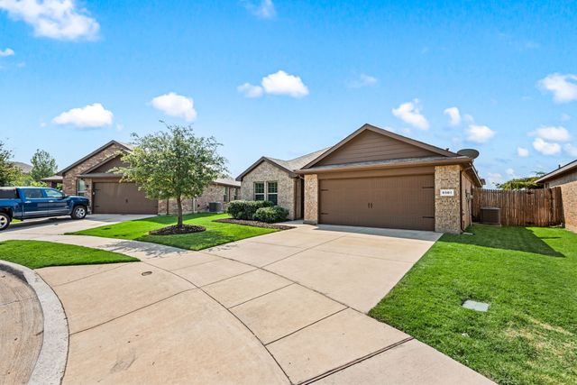 6301 Seagull Lane, Fort Worth, TX 76179