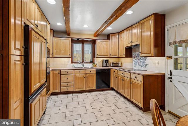 7918-H RUXWAY RD, Towson, MD 21204