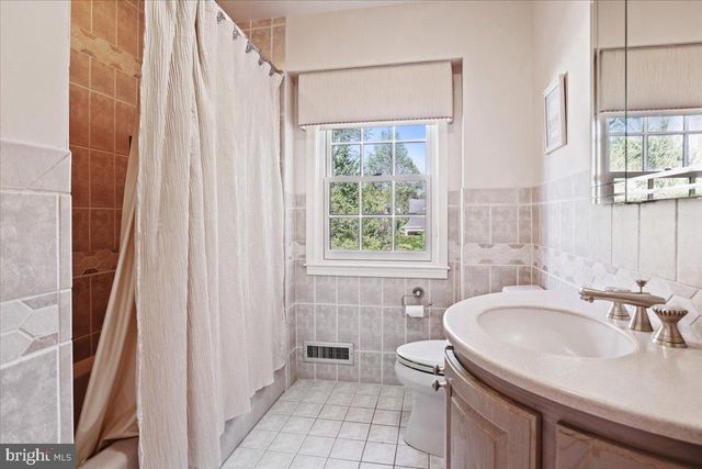 7918-H RUXWAY RD, Towson, MD 21204