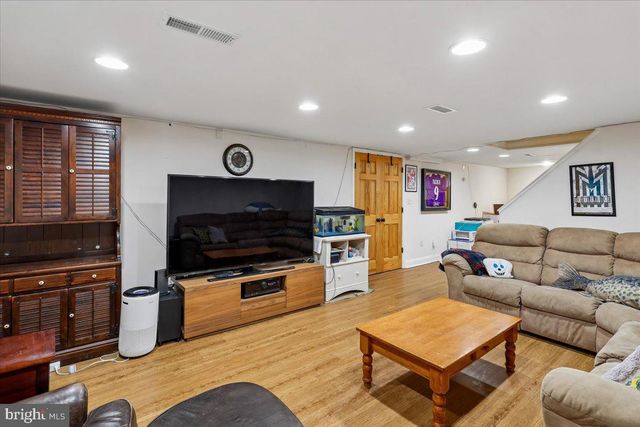 7918-H RUXWAY RD, Towson, MD 21204