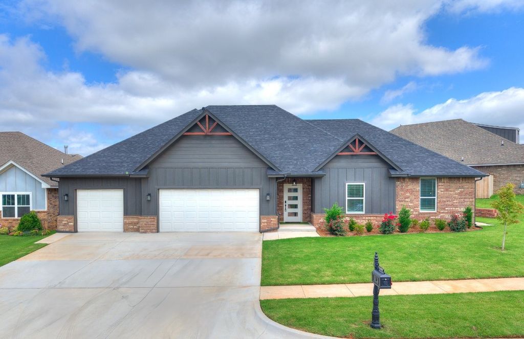 15813 Langley Way, Edmond, OK 73013