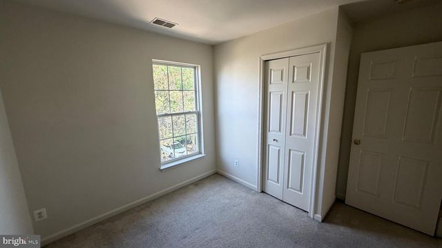 13643 SAINT JOHNS WOOD PL, Herndon, VA 20171