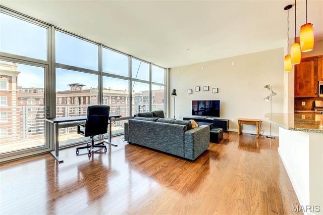 9 N Euclid Avenue 608, St Louis, MO 63108