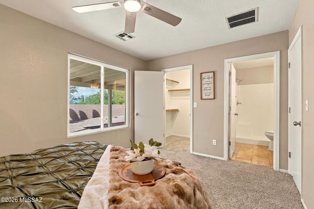 3182 W Vía Campana De Oro, Tucson, AZ 85745