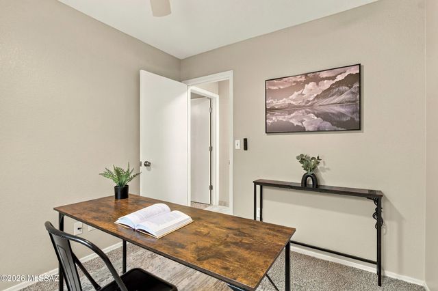3182 W Vía Campana De Oro, Tucson, AZ 85745