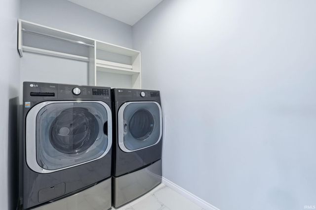 2336 Hamlet Court, Fort Wayne, IN 46818