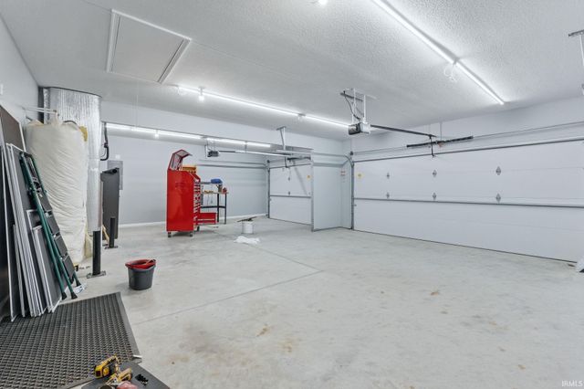 2336 Hamlet Court, Fort Wayne, IN 46818