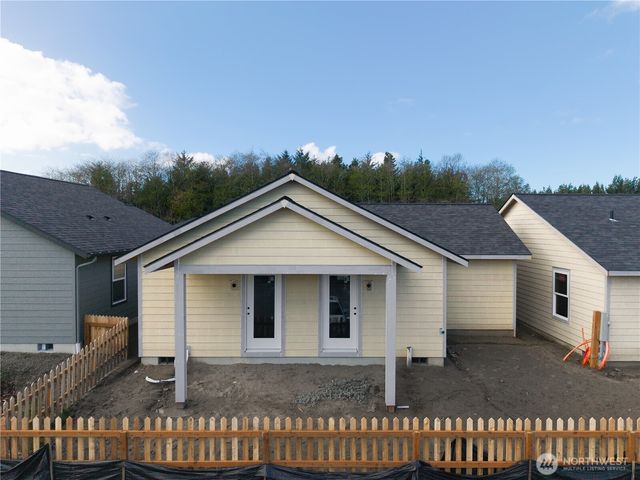 111 7th Street SW, Long Beach, WA 98631