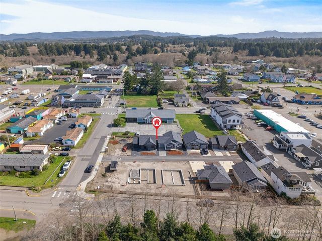 111 7th Street SW, Long Beach, WA 98631