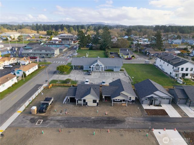 111 7th Street SW, Long Beach, WA 98631