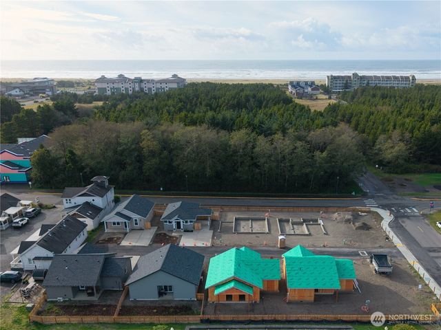 111 7th Street SW, Long Beach, WA 98631