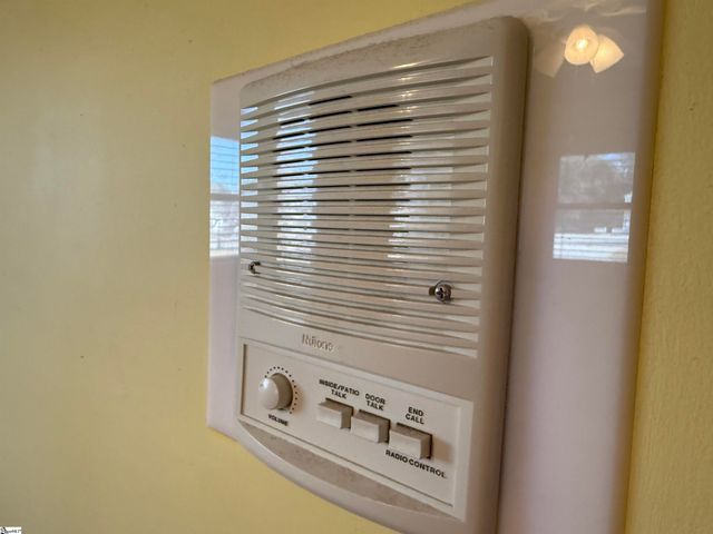 600 N Adair Street, Clinton, SC 29325