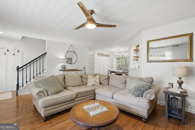 404 Eileen Circle, Canton, GA 30114