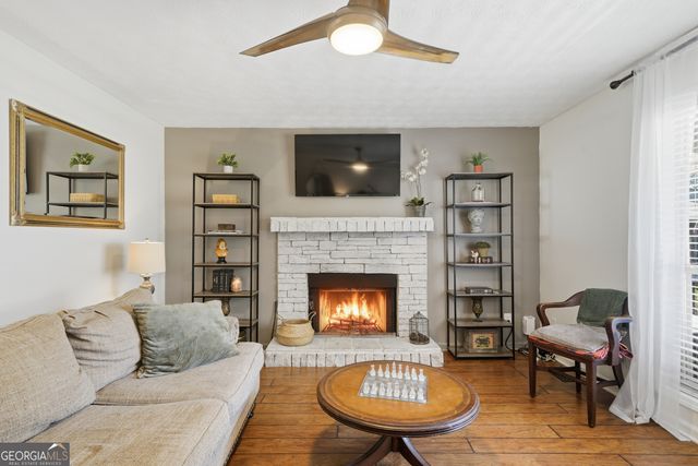 404 Eileen Circle, Canton, GA 30114