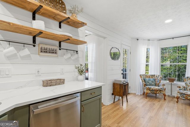 404 Eileen Circle, Canton, GA 30114