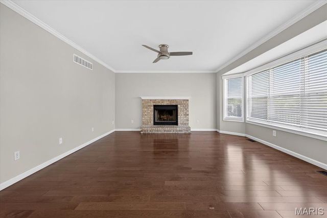 3798 Cambridge Crossing Drive, St Charles, MO 63304