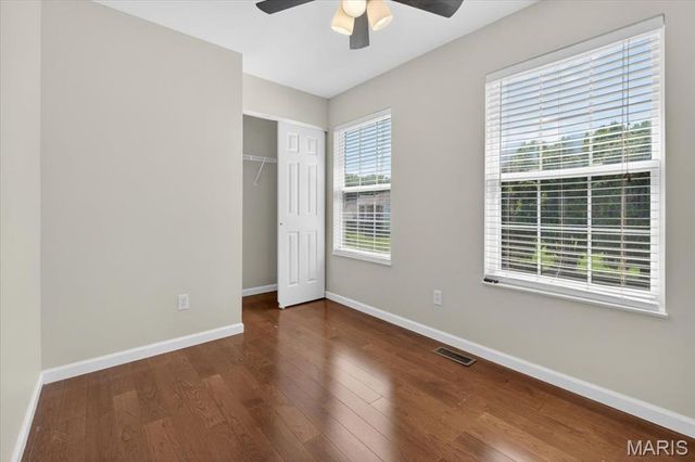 3798 Cambridge Crossing Drive, St Charles, MO 63304