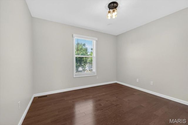 3798 Cambridge Crossing Drive, St Charles, MO 63304