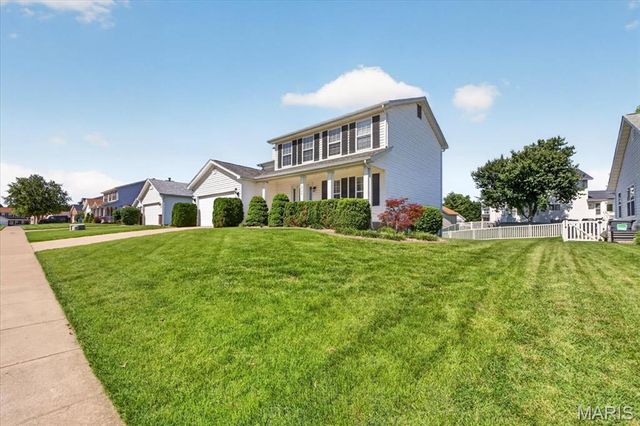 3798 Cambridge Crossing Drive, St Charles, MO 63304