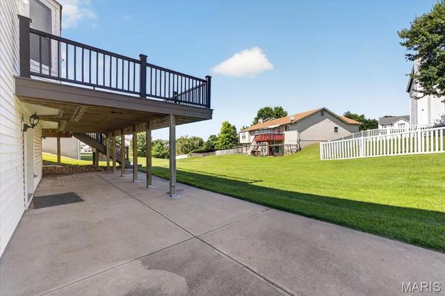 3798 Cambridge Crossing Drive, St Charles, MO 63304