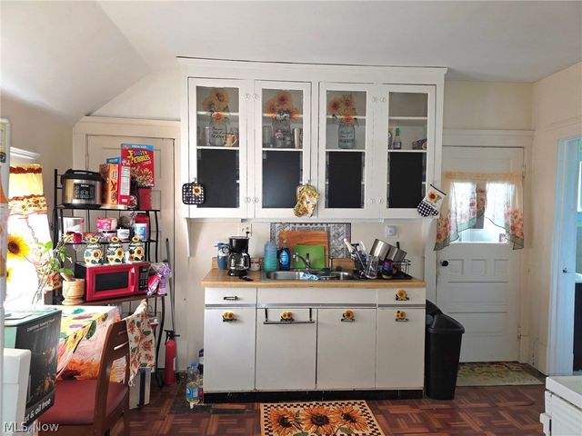 3464 W 62nd Street, Cleveland, OH 44102