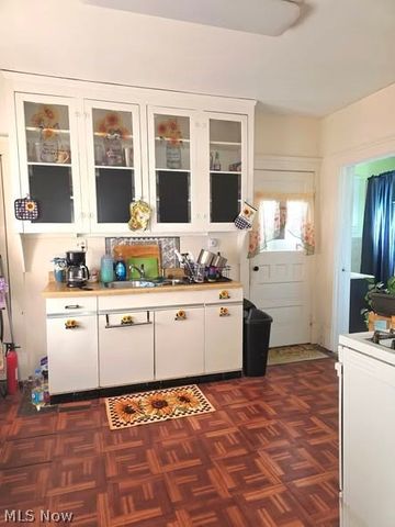 3464 W 62nd Street, Cleveland, OH 44102