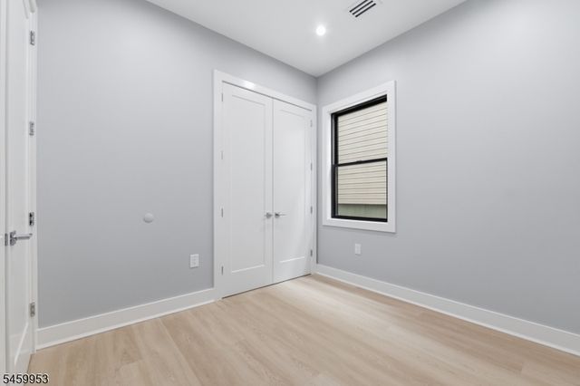 389 Virginia Ave 1, Jersey City, NJ 07304