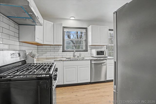 274 E 53rd Street N, Tulsa, OK 74126