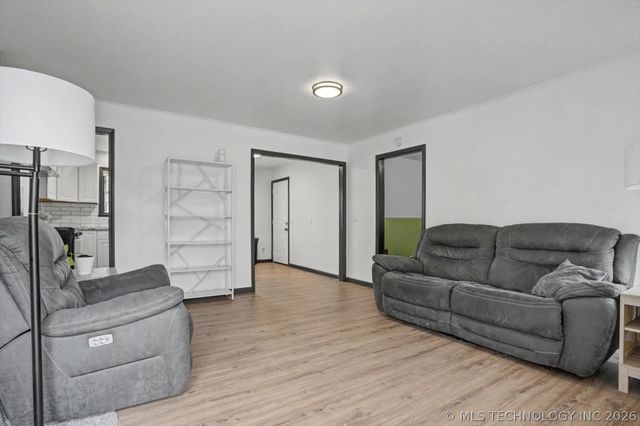 274 E 53rd Street N, Tulsa, OK 74126