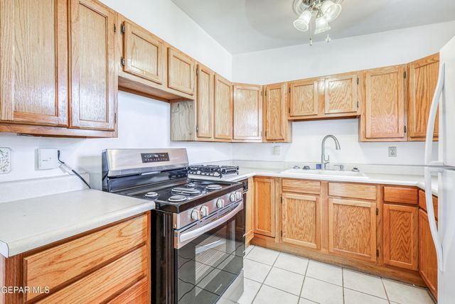 5144 RAYMOND TELLES Drive, El Paso, TX 79924