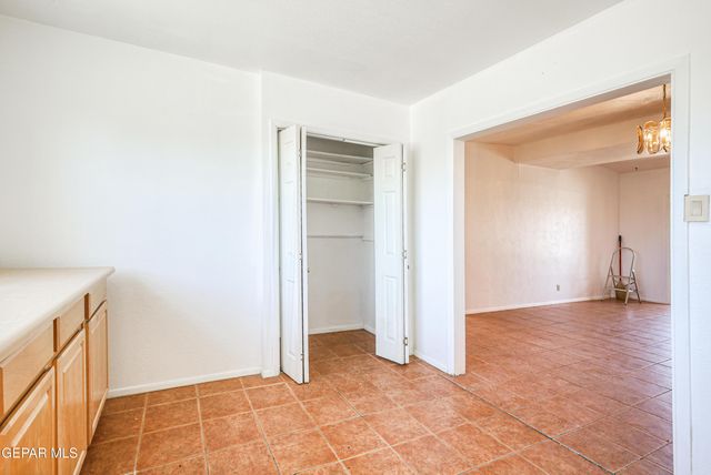 5144 RAYMOND TELLES Drive, El Paso, TX 79924