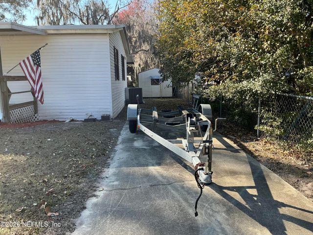 117 JILL Lane, Satsuma, FL 32189