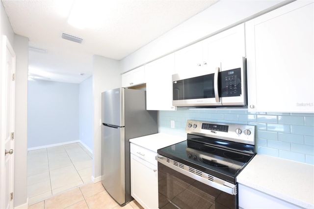 2272 16TH AVENUE SW C, Largo, FL 33770