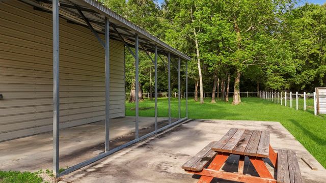 100 County Road 6478, Dayton, TX 77535