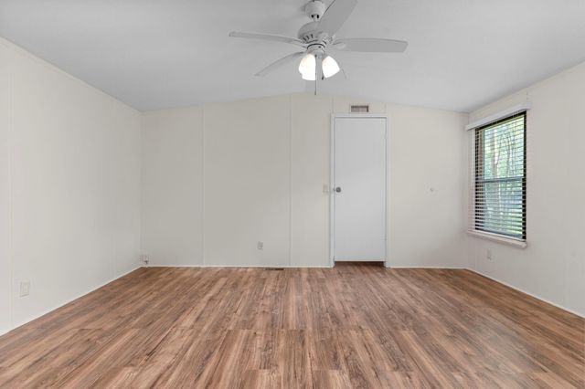 100 County Road 6478, Dayton, TX 77535