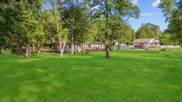 100 County Road 6478, Dayton, TX 77535