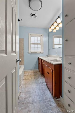 710 N Ranney Street, Sikeston, MO 63801