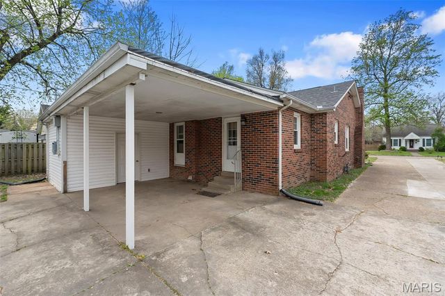710 N Ranney Street, Sikeston, MO 63801