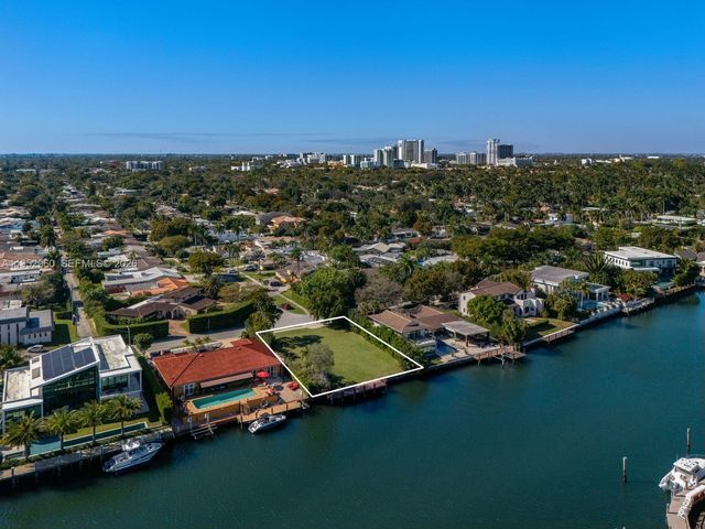 1101 Diplomat Parkway, Hollywood, FL 33019