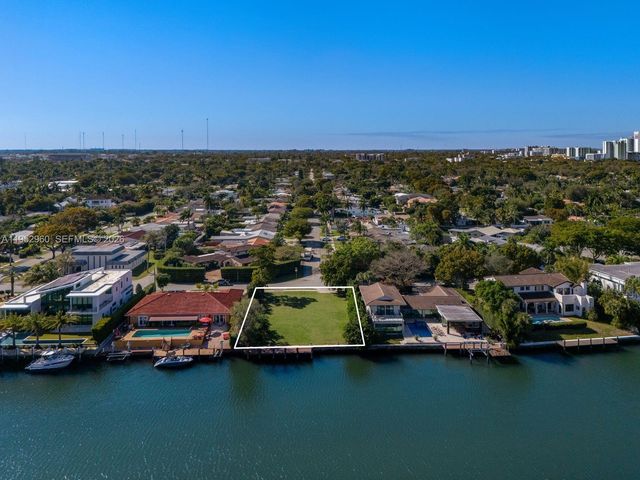 1101 Diplomat Parkway, Hollywood, FL 33019