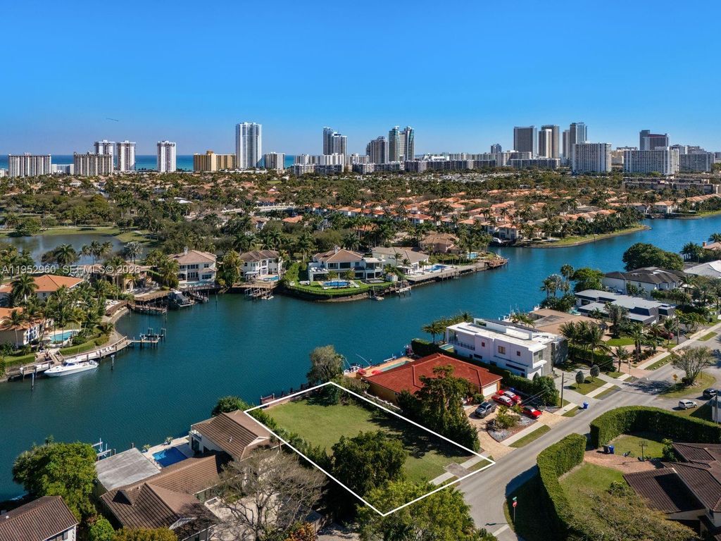 1101 Diplomat Parkway, Hollywood, FL 33019