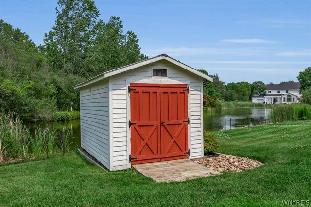 9668 Carmelo Court, Clarence, NY 14032