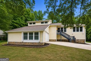 1920 Oakleaf Lane, Lithia Springs, GA 30122