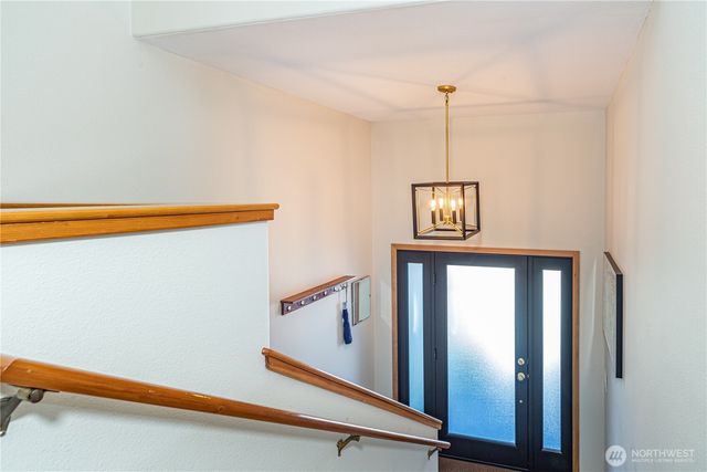 1355 Jackman Street, Port Townsend, WA 98368