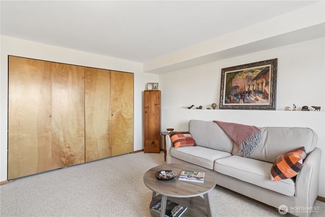 1355 Jackman Street, Port Townsend, WA 98368