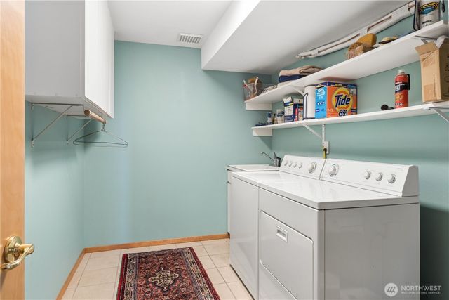 1355 Jackman Street, Port Townsend, WA 98368