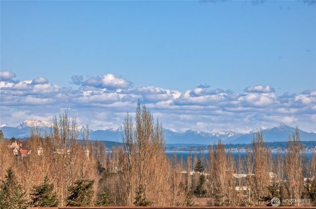 1355 Jackman Street, Port Townsend, WA 98368