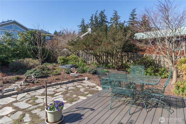 1355 Jackman Street, Port Townsend, WA 98368